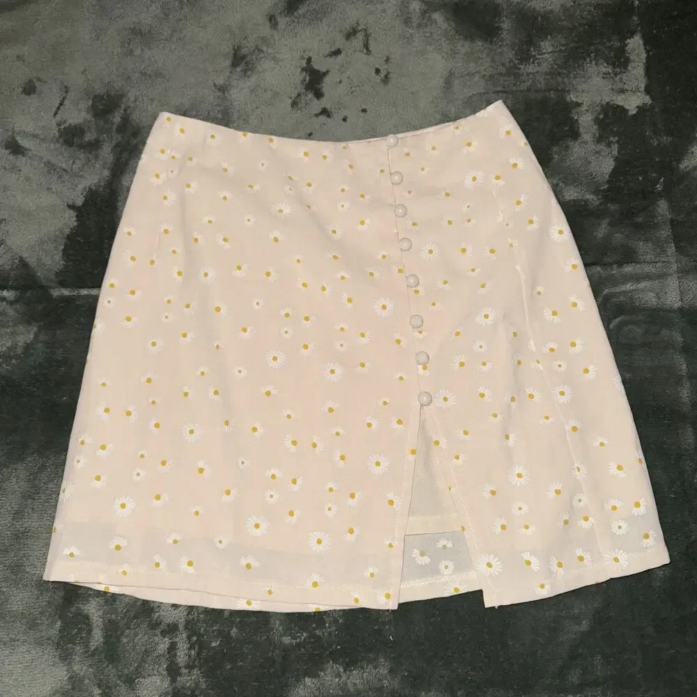 Princess Polly Mini Skirt Womens‎ US 0 Beige Daisy Floral Print Coquette Preppy